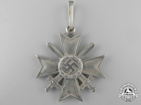 Knight's Cross of the War Merit Cross with Swords, by Deschler (1) Obverse