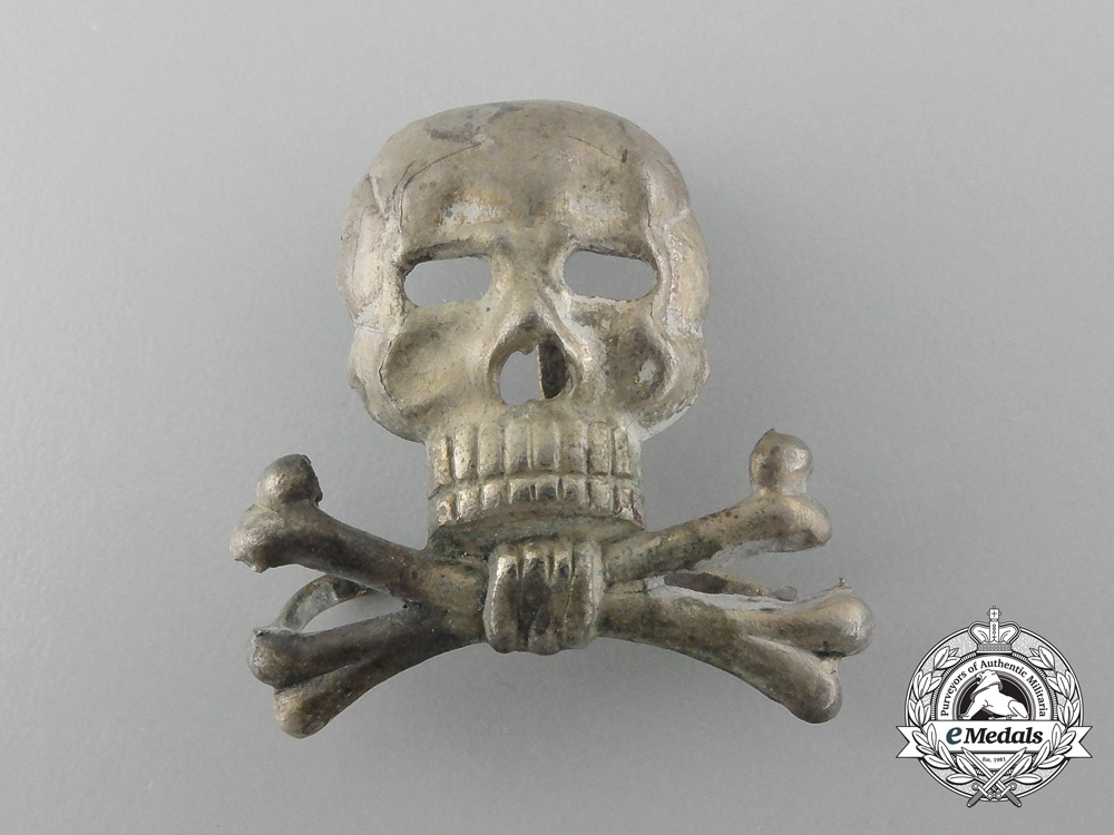 Wandtattoo „Vorsicht Militärgebiet“ Mit Totenkopf – Ca. 45x58 Cm, Selbstklebend, Design Aus Deutschland