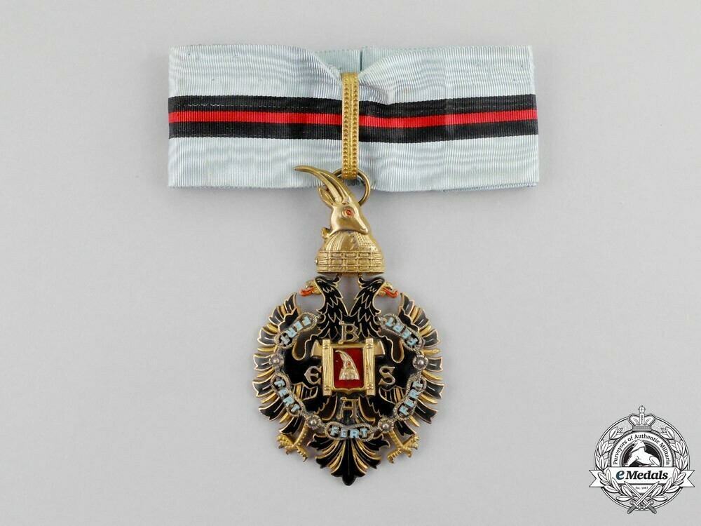 Order+of+fidelity%2c+type+ii%2c+grand+officer%27s+cross+1