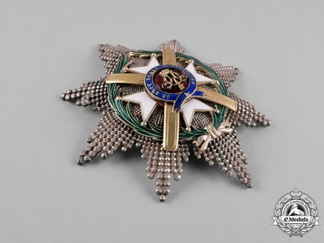 Order of the Cross of Takovo, Civil Division, II Class Breast Star Obverse