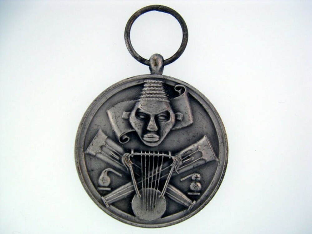 Medal+for+merit+in+the+arts%2c+letters%2c+and+sciences%2c+in+silver+1