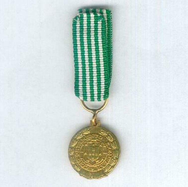 Miniature a112