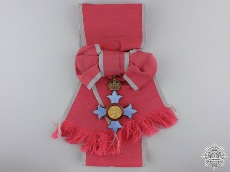 Grand Cross (1938-) (by Garrard) Obverse