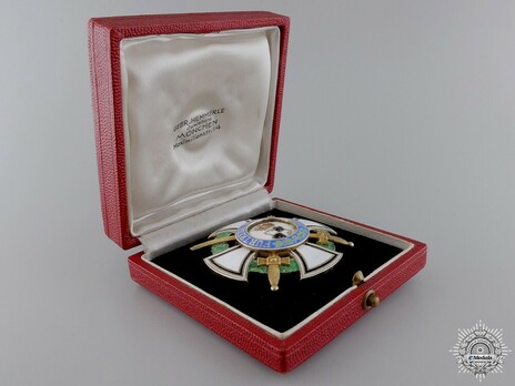 House Order of Hohenzollern, Type II, Military Division, I Class Honour Cross Case of Issue Interior
