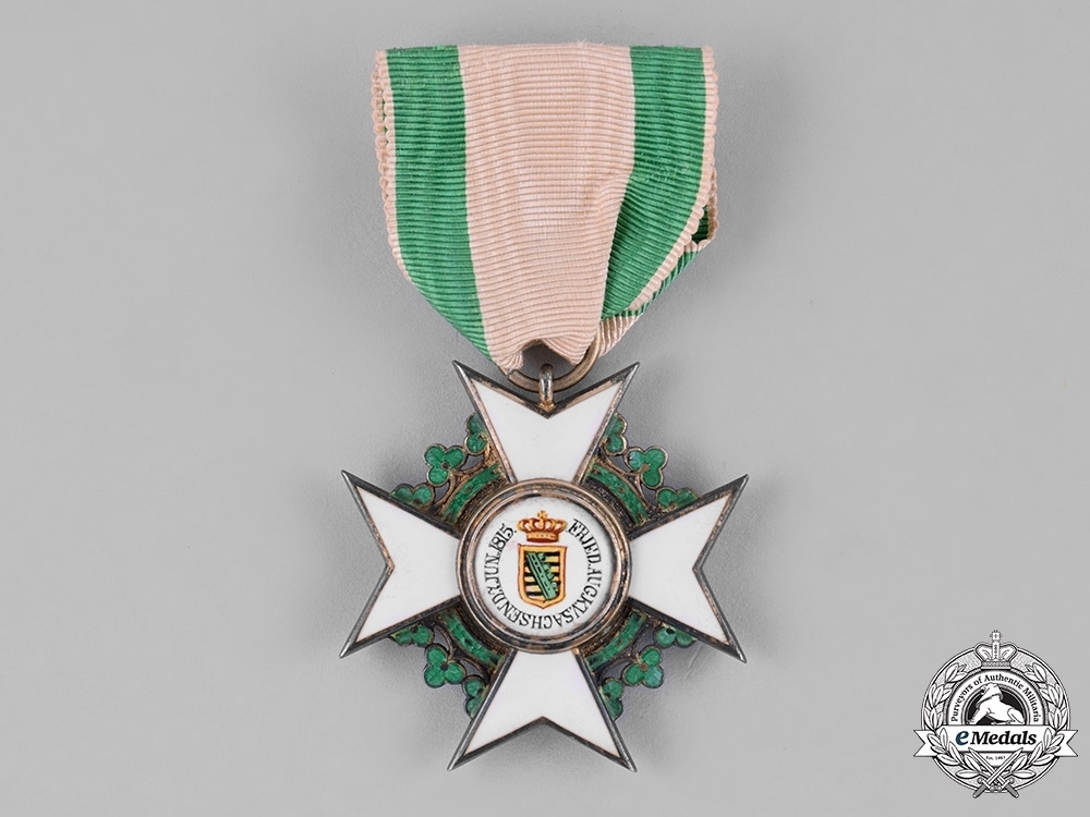 C18 038286