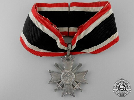 Knight's Cross of the War Merit Cross with Swords, by Deschler (1) Obverse