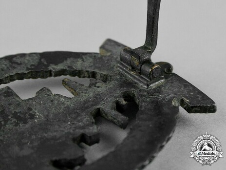 High Seas Fleet Badge, by C. Schwerin (in zinc) Detail