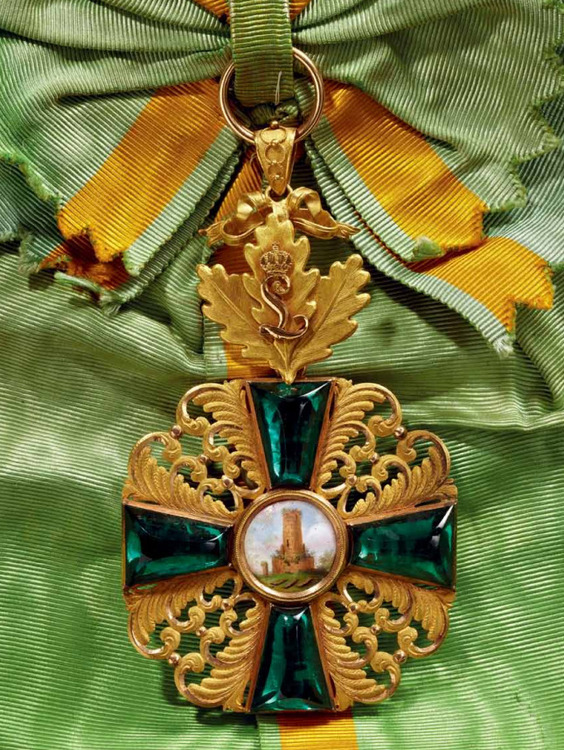 Order+of+the+zahringer+lion%2c+grand+cross+with+oak+leaves+and+l%2c+obv+