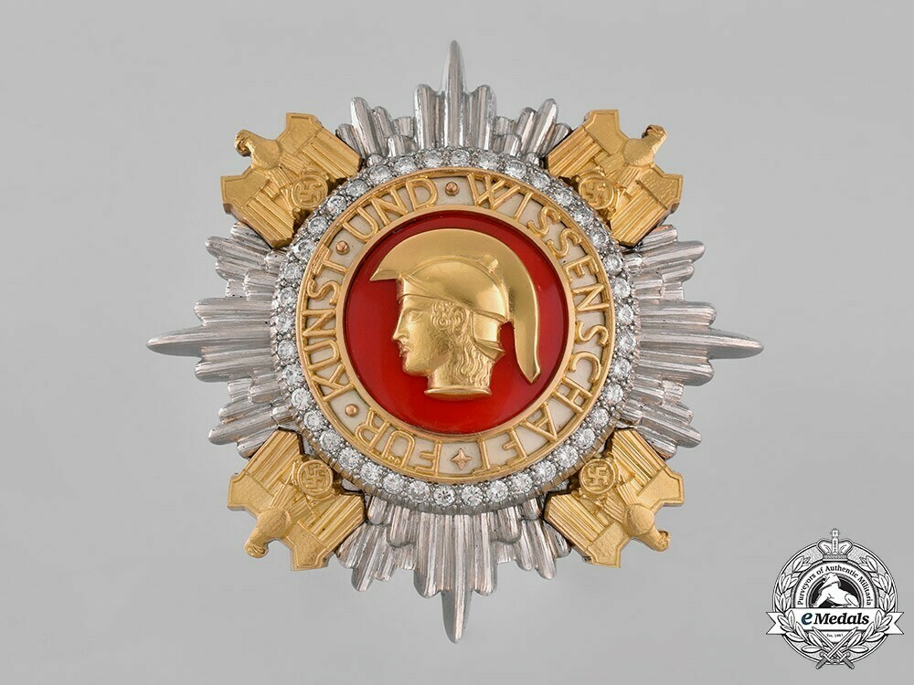 National+prize+for+art+and+science%2c+breast+star+1