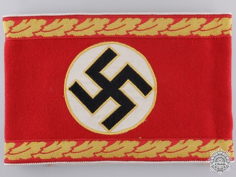 NSDAP Leiter eines Amtes Type II Kreis Level Armband Obverse