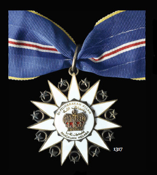Order of the Defender of the Realm, Commander