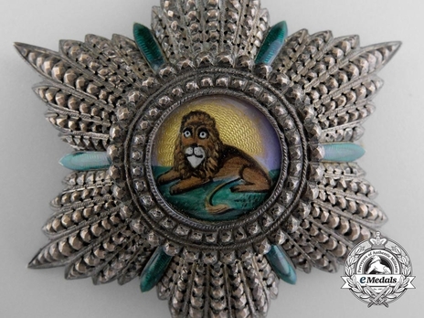 Order of the Lion and Sun, Type IV, I Class Grand Cordon (with couchant lion) Obverse Detail
