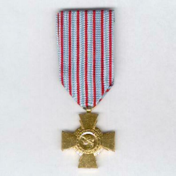 Bronze gilt 19