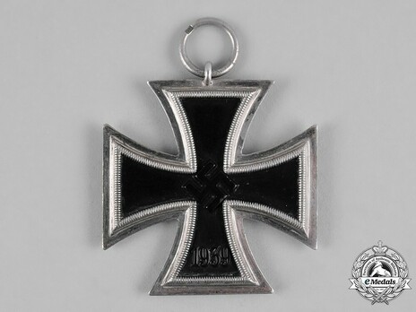 Iron Cross II Class, by Brüder Schneider, #106 Obverse
