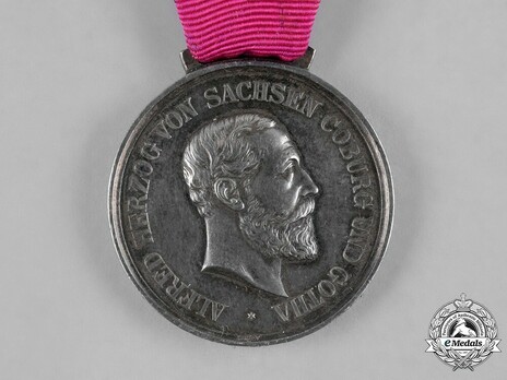 Saxe-Ernestine House Order Medals of Merit, Type II, Civil Division, in Silver Obverse