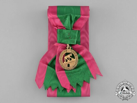 Order of Albert the Bear, Grand Cross (in bronze gilt) Obverse