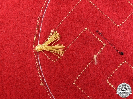 NSDAP Leiter eines Amtes Type II Gau Level Armband Detail