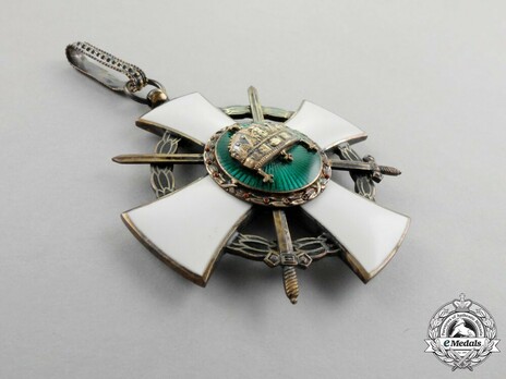 Order of the Holy Crown, Grand Officer, Military Division (with War Decoration) Obverse