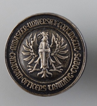 McMaster University Contingent Canadian Officer Training Corps Officers Collar Badge Obverse
