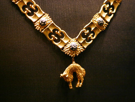 Collar Obverse 