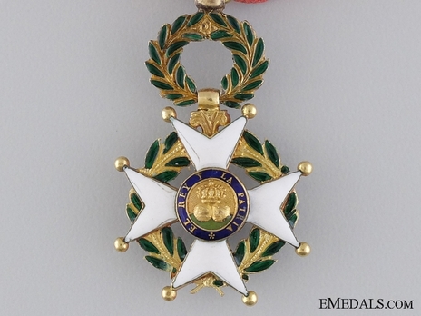 II Class Gold Cross (reduced size) Reverse