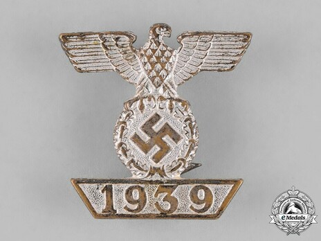 Clasp to the Iron Cross II Class, Type II Obverse
