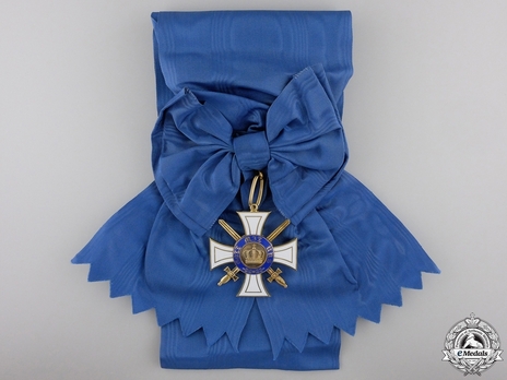 Military Division, Type II, I Class Cross (with swords, in gold)