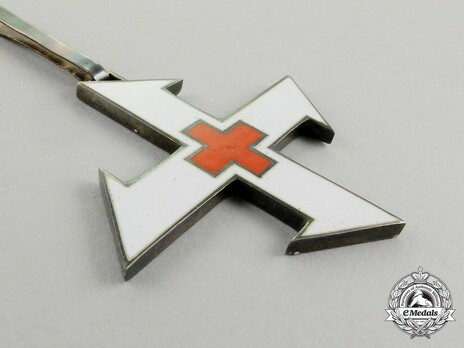 Order of the Queen Marie, I Class Cross Obverse