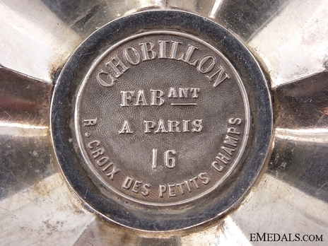 IV Class Officer (with couchant lion) Reverse