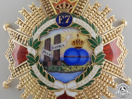 Grand Cross Breast Star (Gold) Obverse