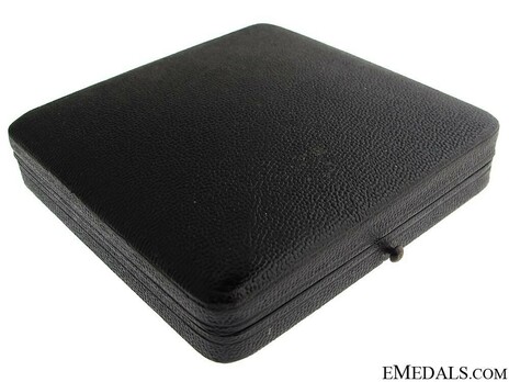 Case of Issue Exterior
