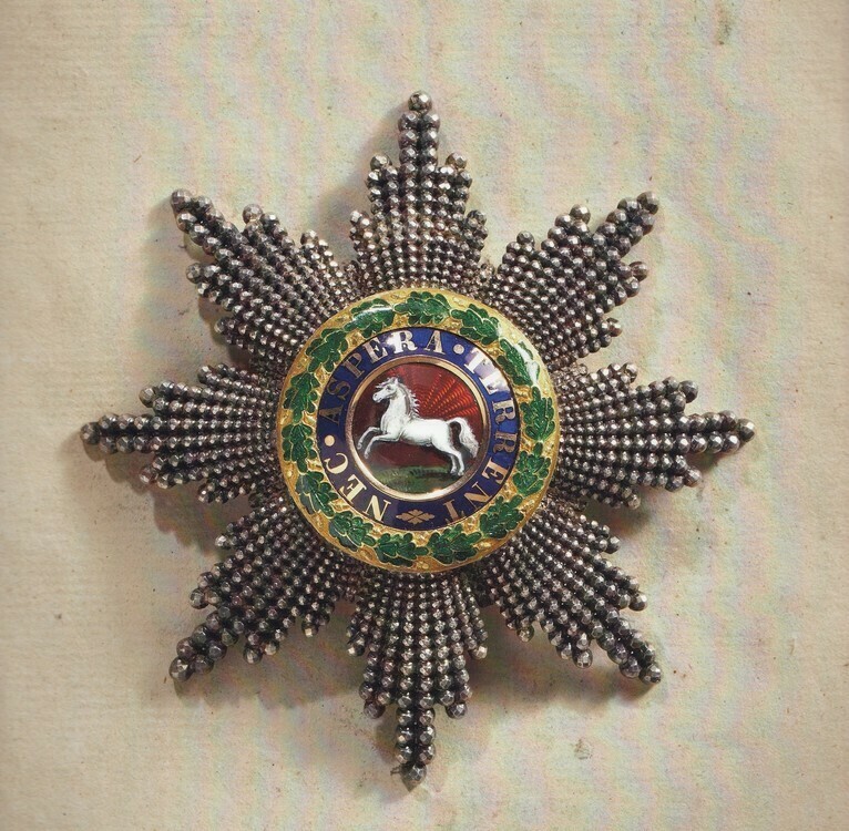 Royal+guelphic+order%2c+grand+cross+bs%2c+facetted+rays%2c+1