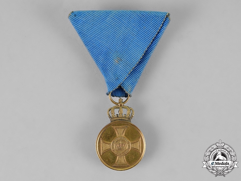 Crown+ii+medal