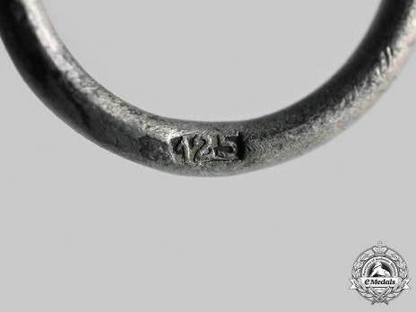 Iron Cross II Class, by E. Gauss, #125 Maker Mark