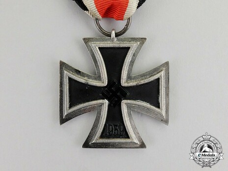 Iron Cross II Class, by Katz & Deyhle, #60 ("60") Obverse