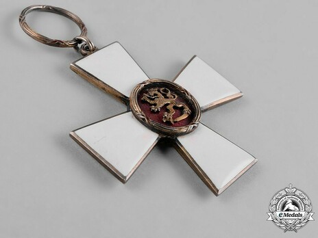 Order of the Lion of Finland, Civil Division, Commander Obverse