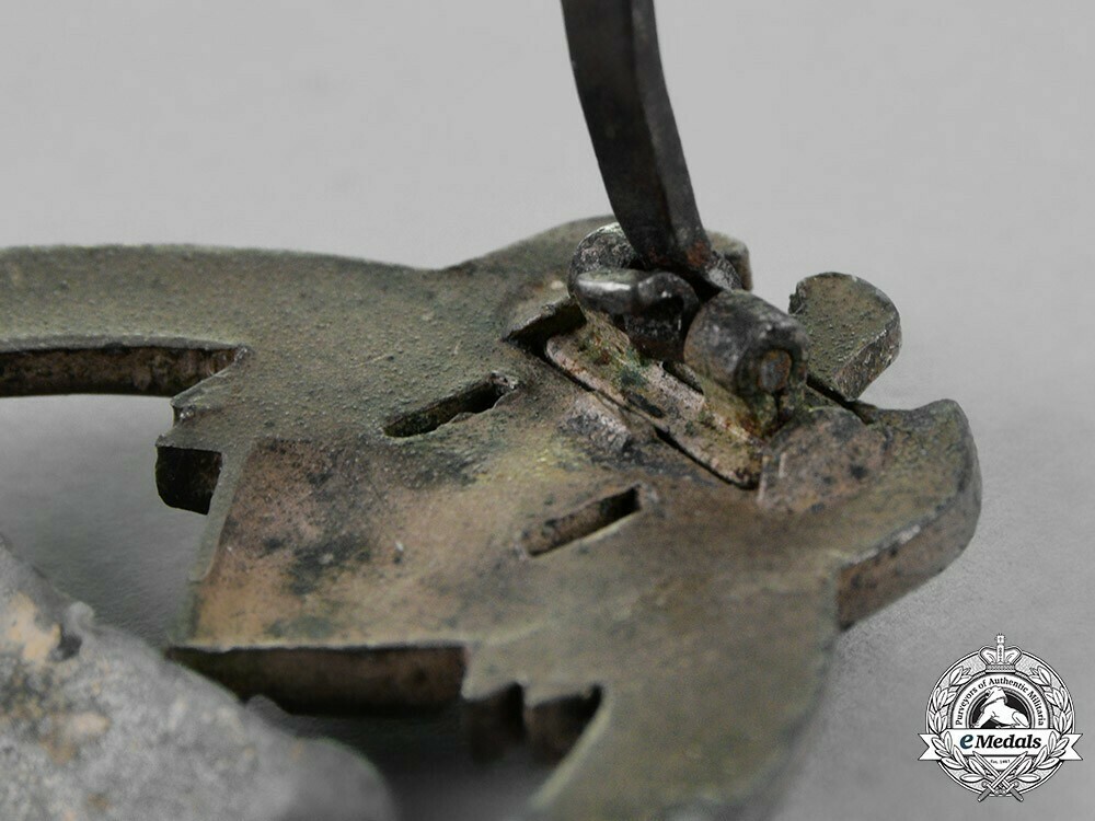 MedalBook - Panzer Assault Badge, 