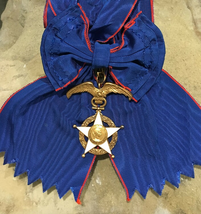 Gran cruz m%c3%a9rito chile aeacoll001