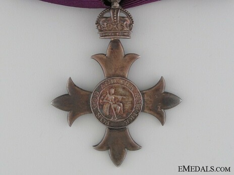 Member (for ladies) (1917-1937) Obverse