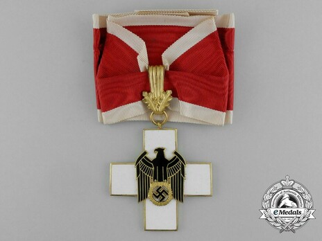 German Social Welfare Decoration, I Class Cross Obverse
