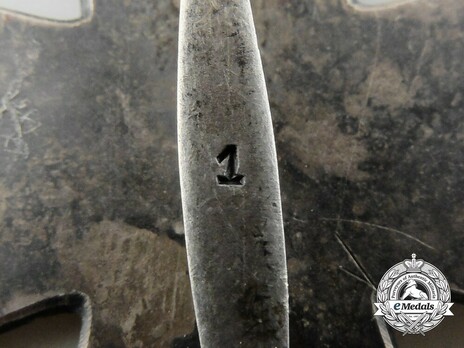 Iron Cross I Class, by Deschler (1) Reverse Detail