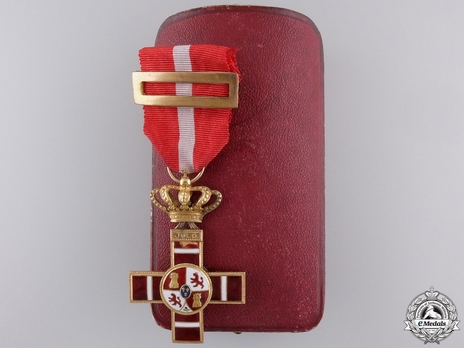 1st Class Cross (red distinction) (gold) (Jolo) Obverse