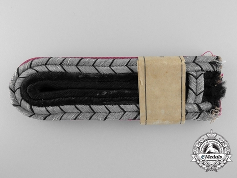 Firefighters Oberwachtmeister 2nd Pattern Shoulder Boards (professional version) Obverse