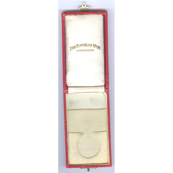 Republic Day Medal Case Open