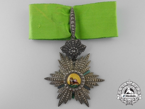 III Class Commander (with couchant lion) Obverse