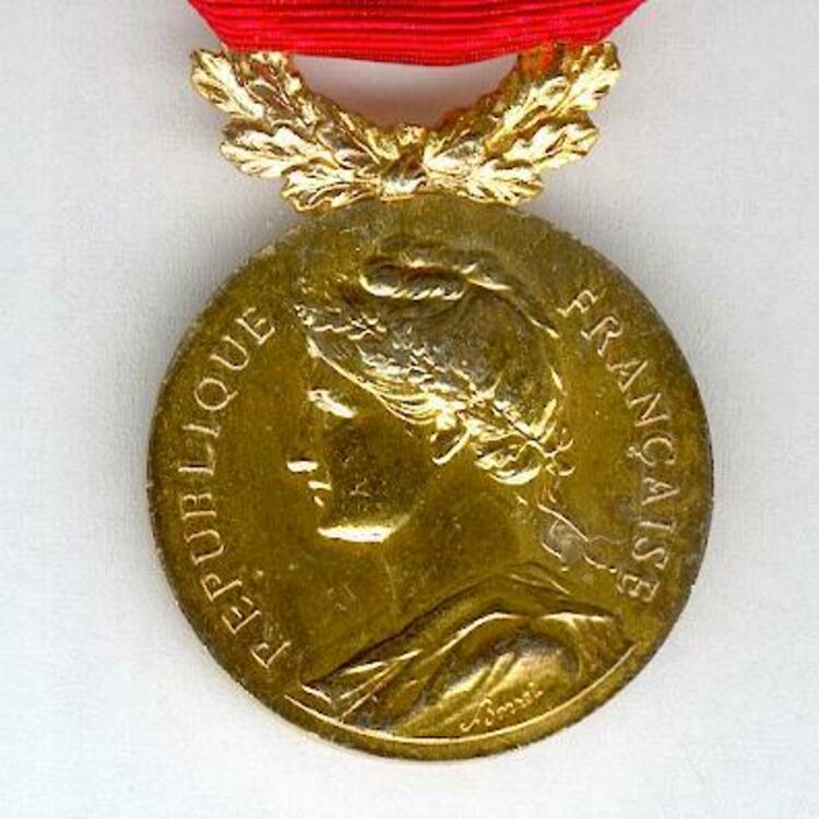 Obverse 19