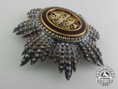 National Order of Independence, Grand Officer Breast Star Obverse