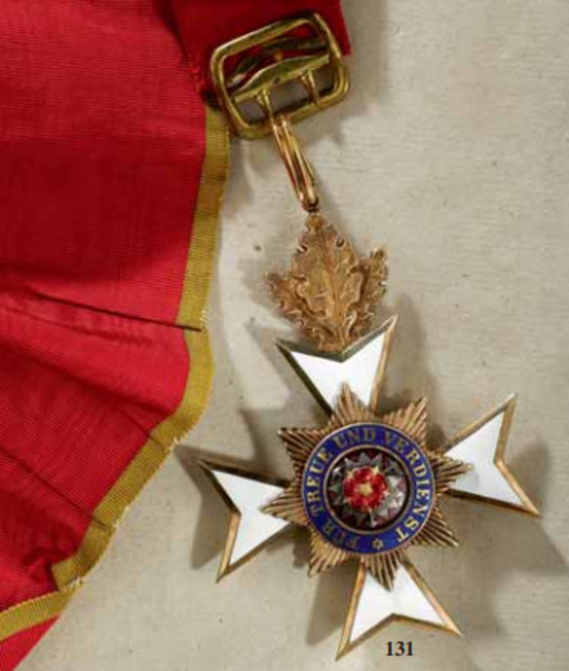 Princely+house+order+of+schaumberg lippe+ii+class+cross%2c+obv+