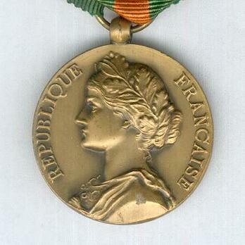Bronze Medal Obverse