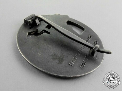 Blockade Runner Badge, by C. Schwerin (in tombac) Reverse